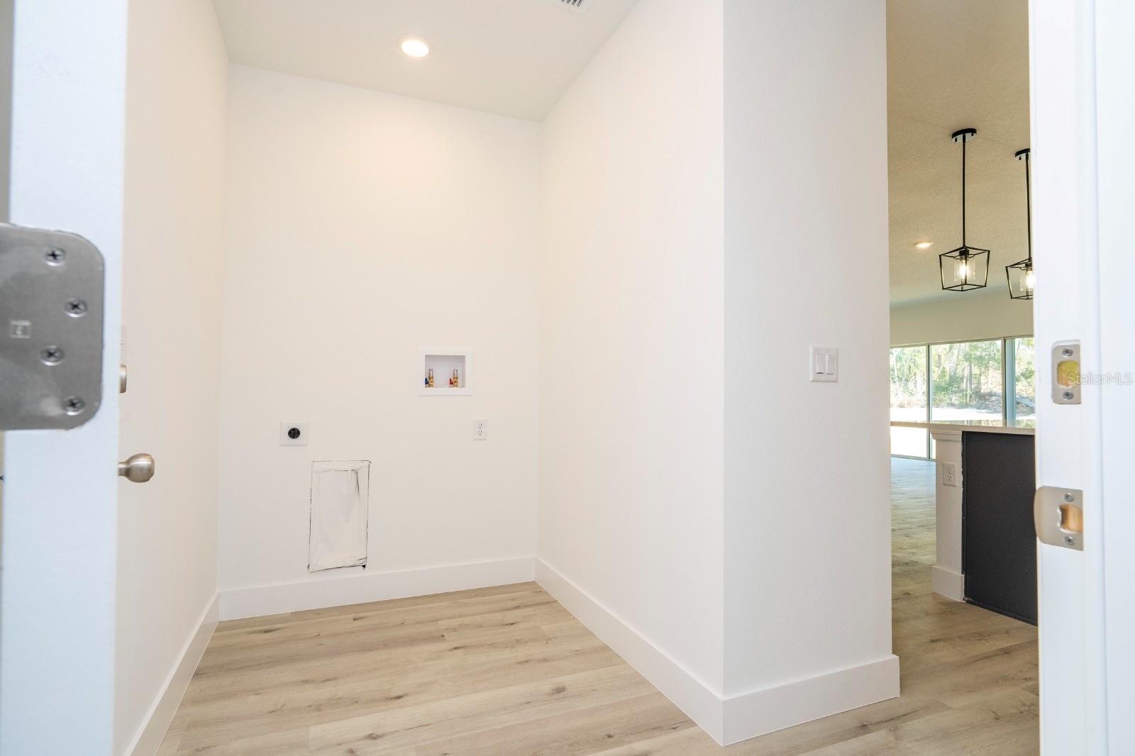 2434 Amnesty, North Port, FL 34288