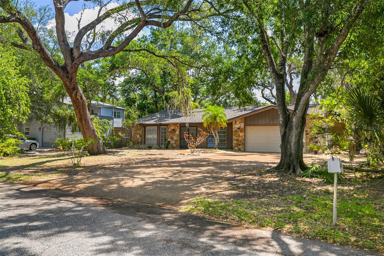 2749 Greendale, Sarasota, FL 34232