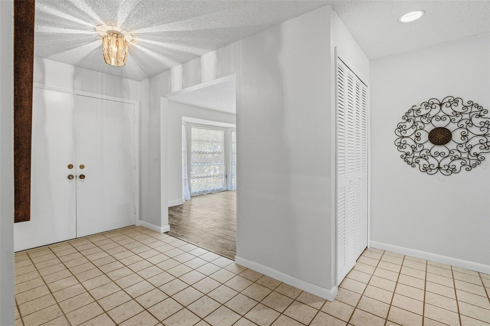 2749 Greendale, Sarasota, FL 34232