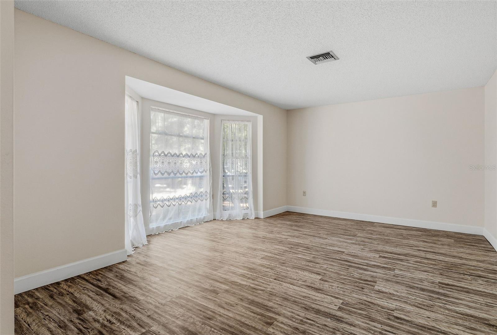 2749 Greendale, Sarasota, FL 34232