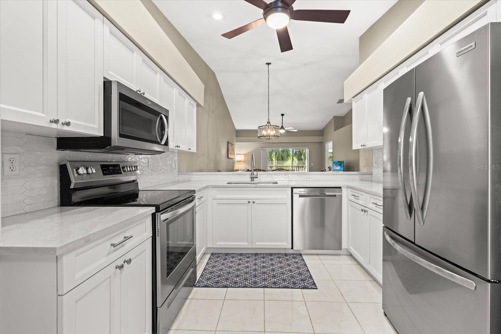 9550 High Gate Unit 1525, Sarasota, FL 34238