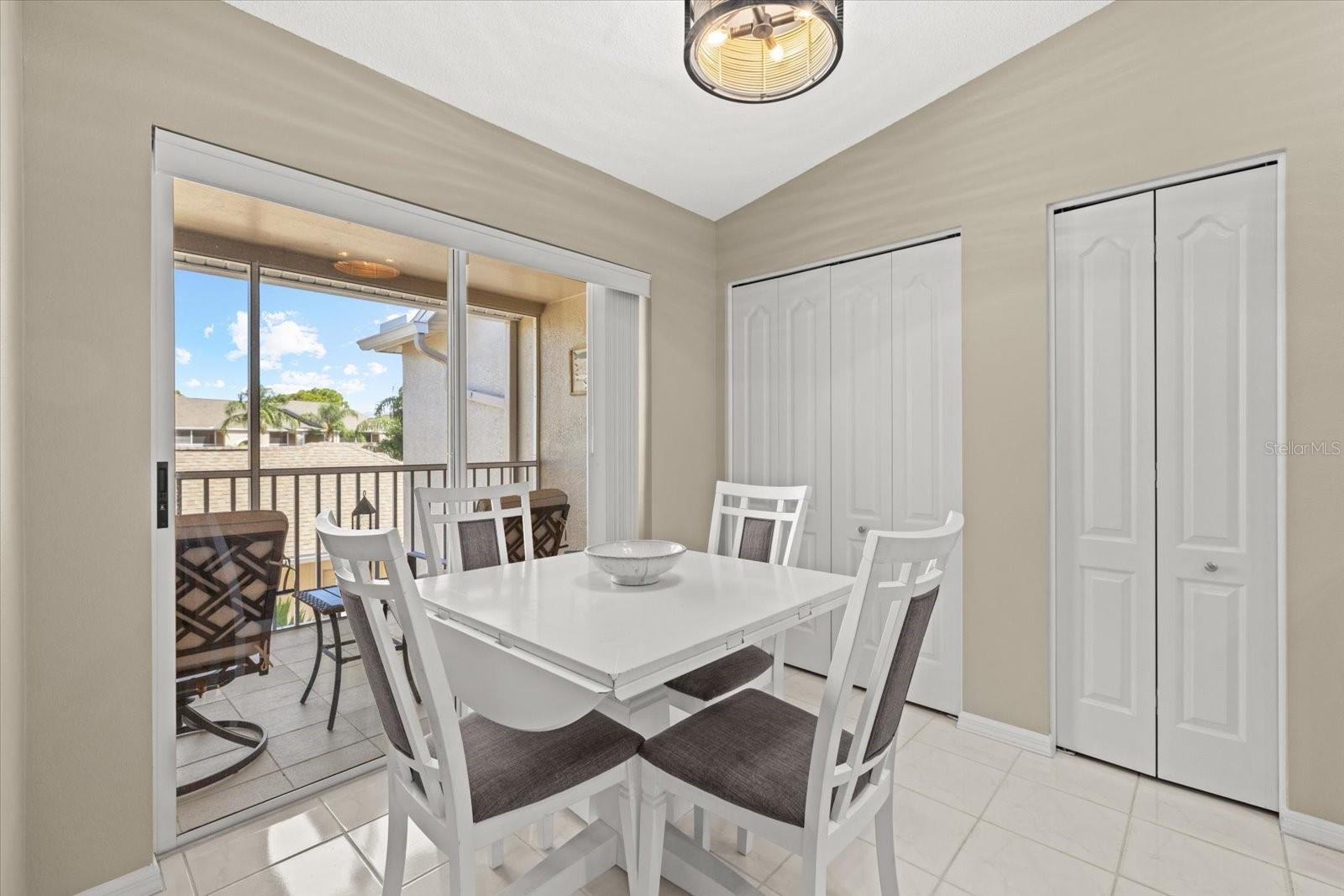 9550 High Gate Unit 1525, Sarasota, FL 34238