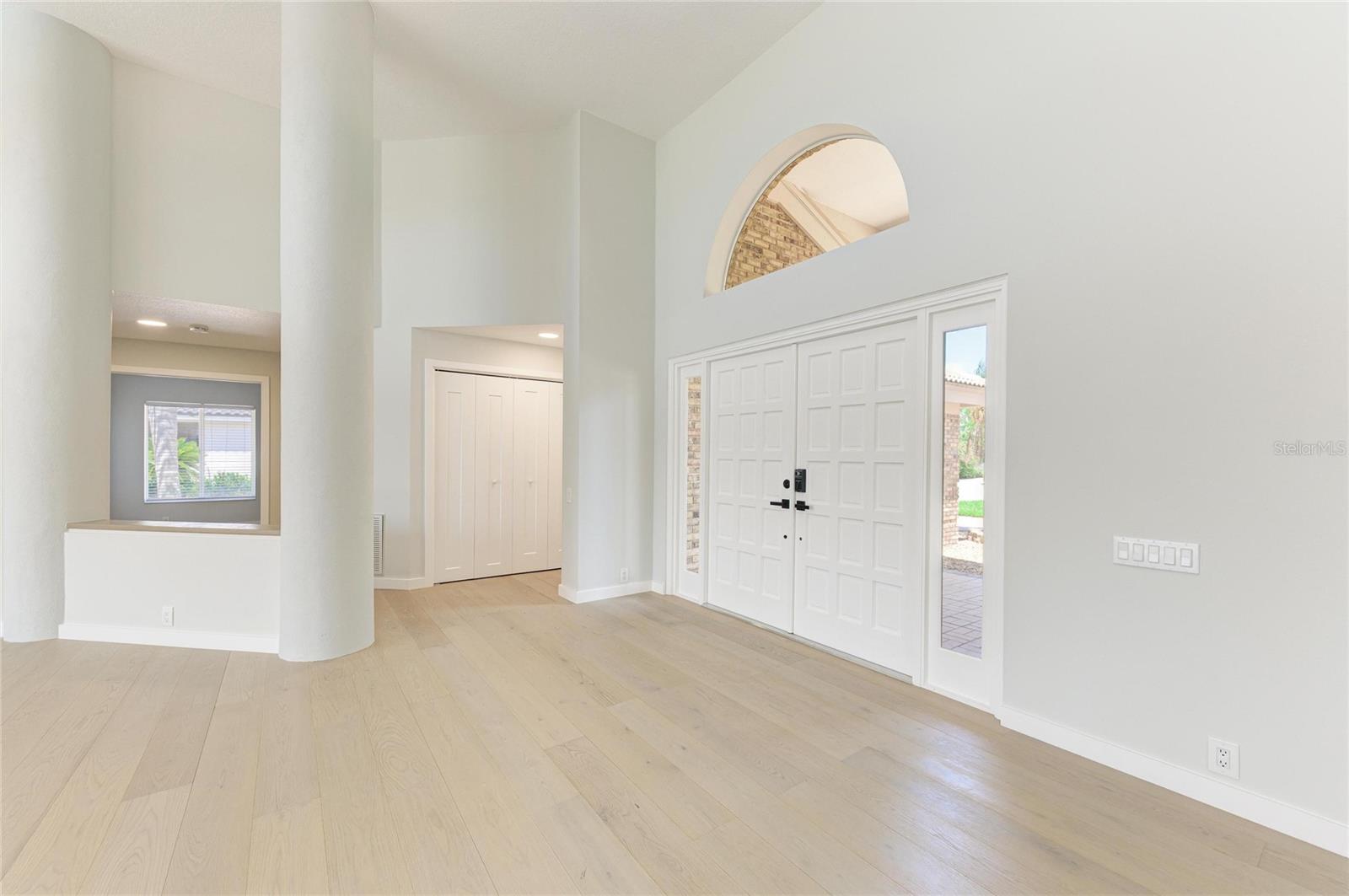 4268 Las Palmas, Sarasota, FL 34238