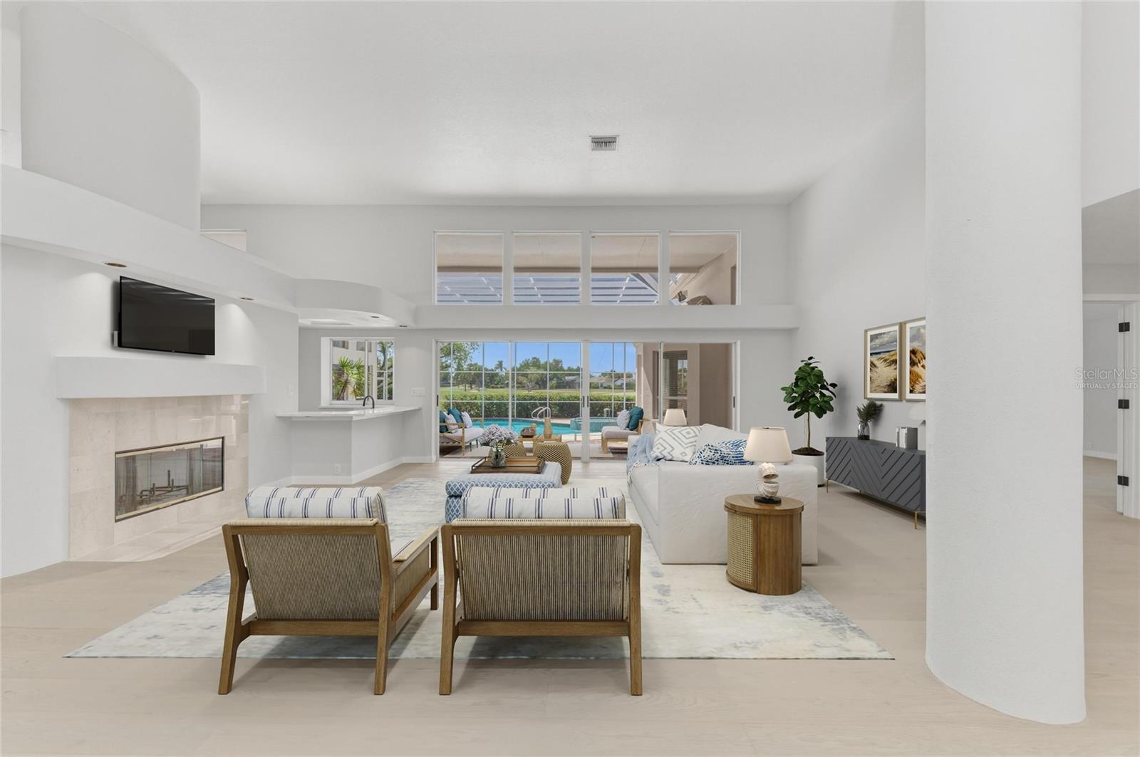 4268 Las Palmas, Sarasota, FL 34238