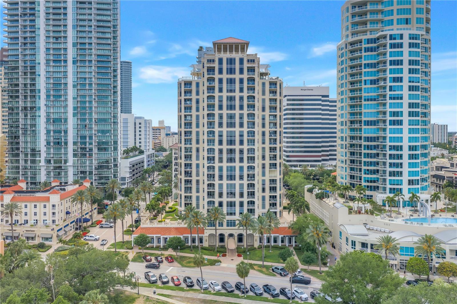 100 Beach Unit 702, St Petersburg, FL 33701