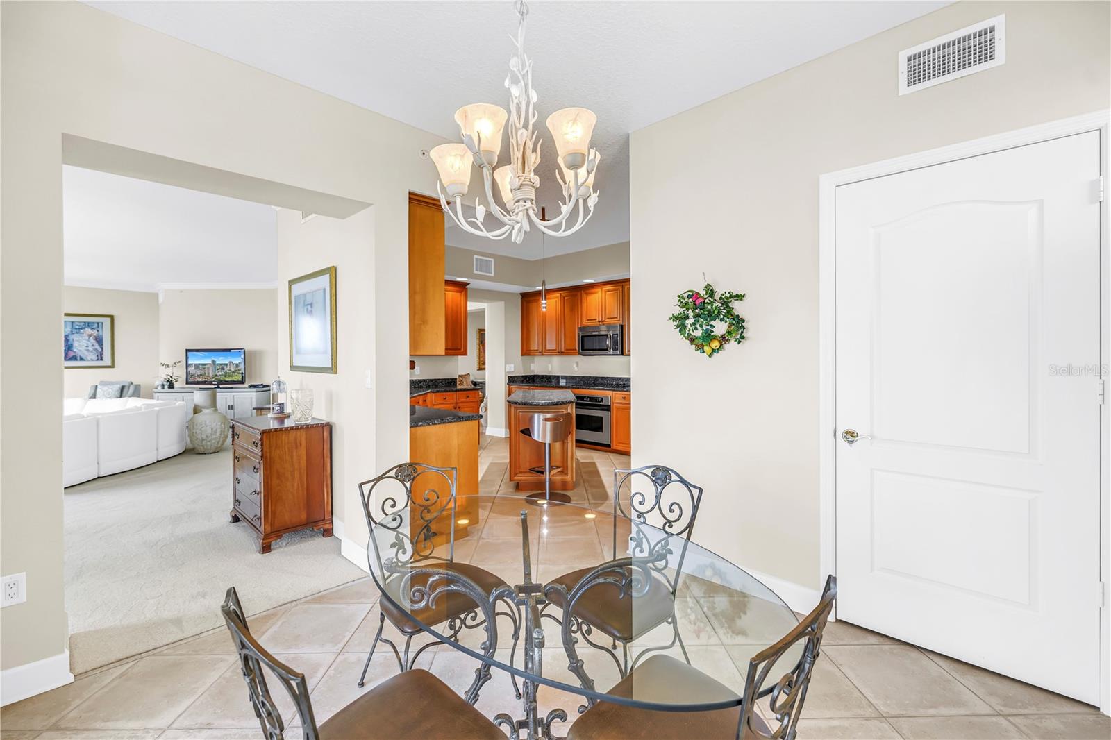 100 Beach Unit 702, St Petersburg, FL 33701
