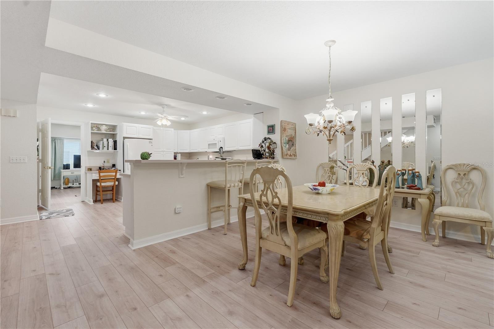 545 Pinellas Bayway Unit 302, St Petersburg, FL 33715