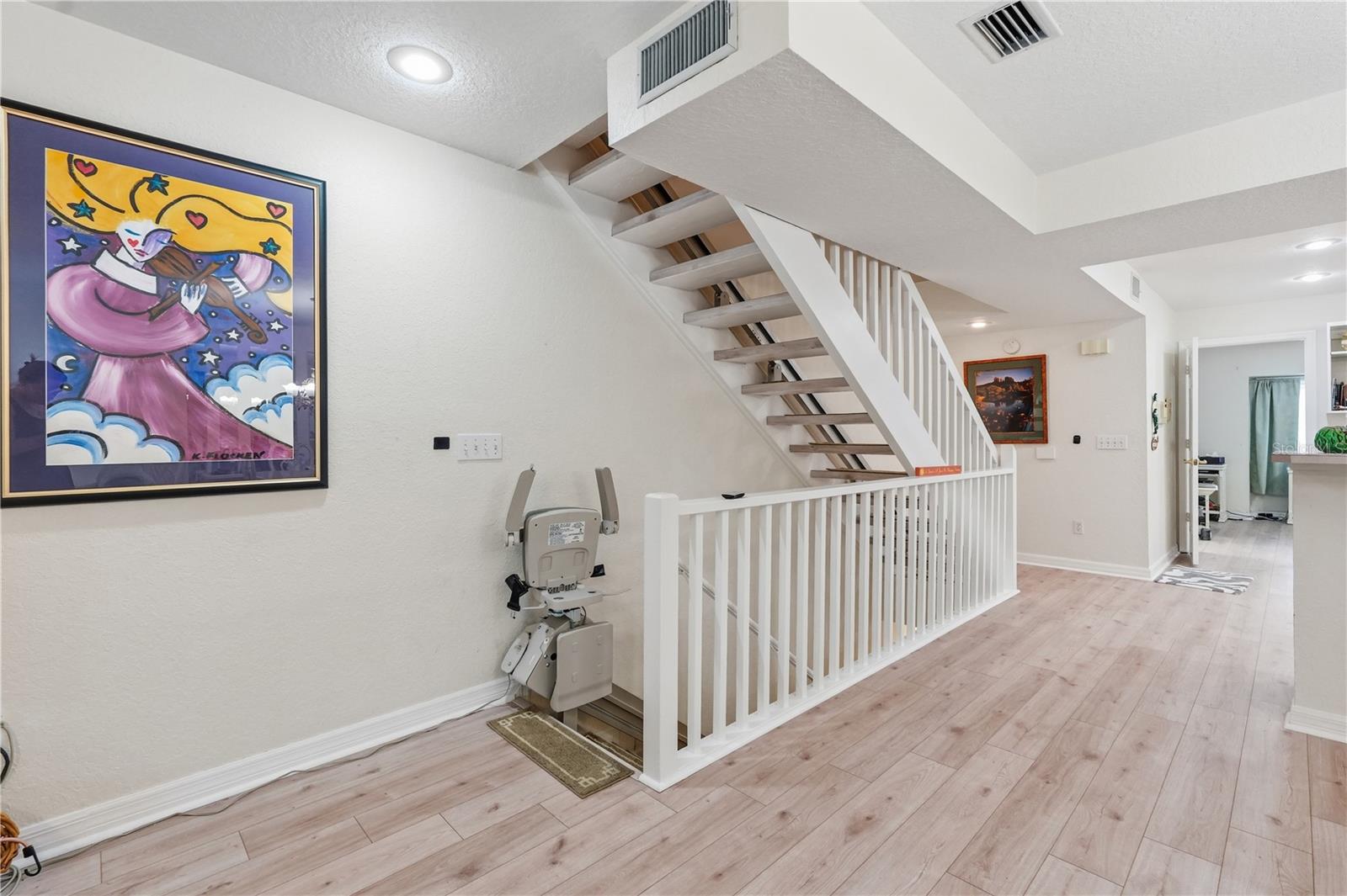 545 Pinellas Bayway Unit 302, St Petersburg, FL 33715