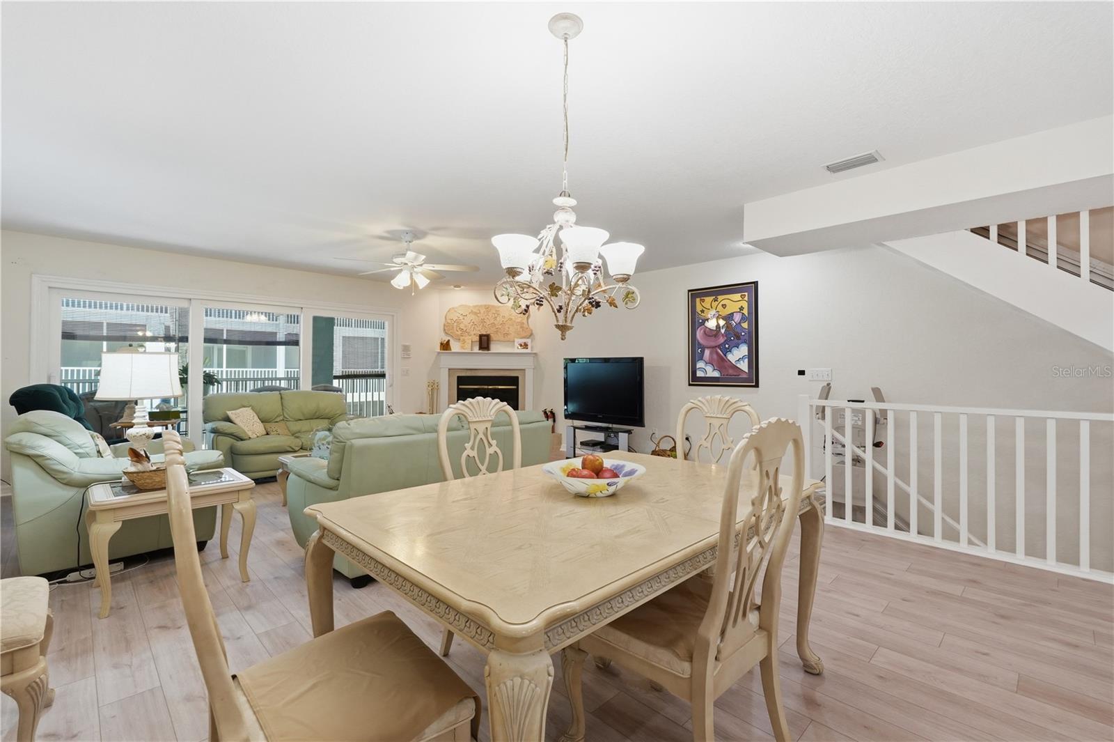 545 Pinellas Bayway Unit 302, St Petersburg, FL 33715