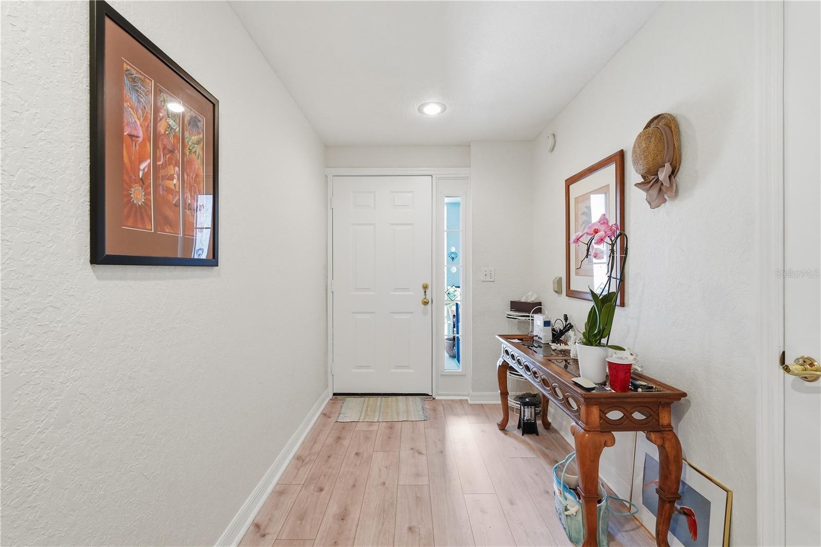 545 Pinellas Bayway Unit 302, St Petersburg, FL 33715