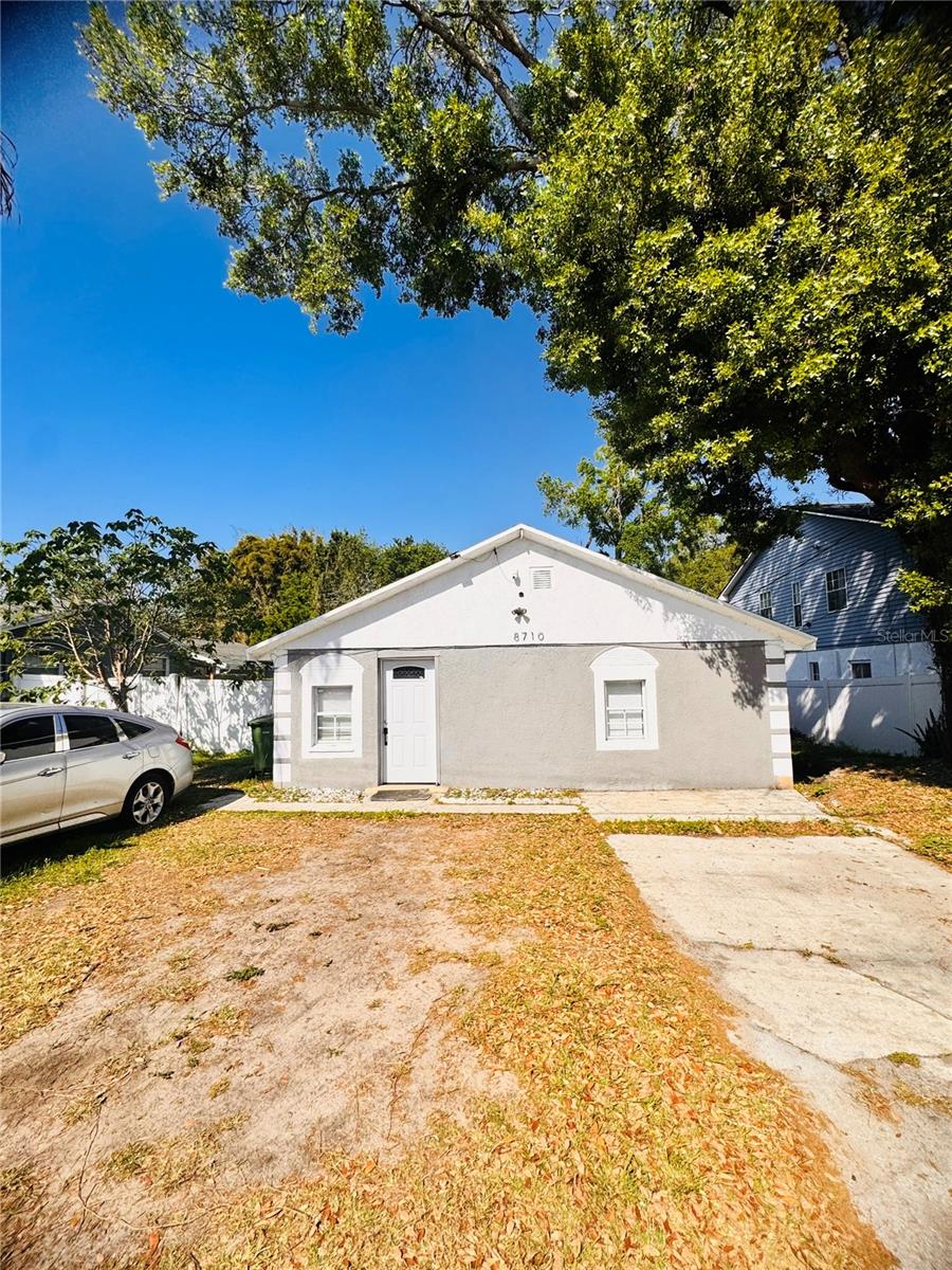 8710 Tangerine, Tampa, FL 33617