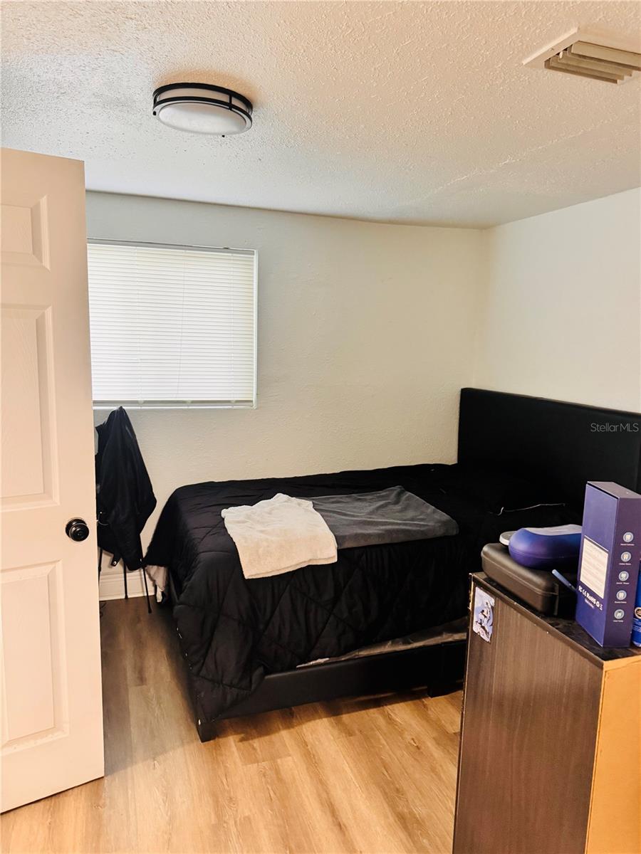 8710 Tangerine, Tampa, FL 33617