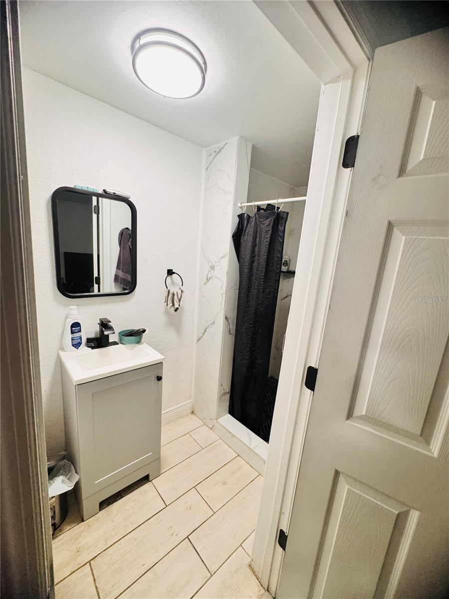 8710 Tangerine, Tampa, FL 33617