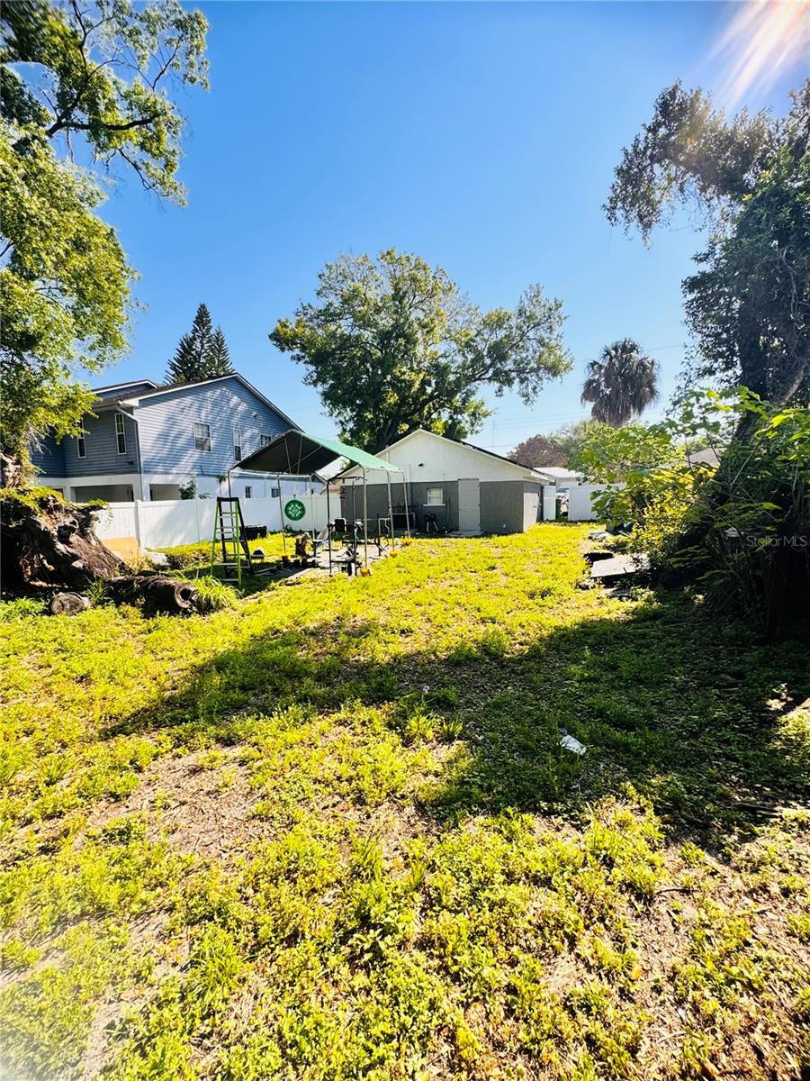 8710 Tangerine, Tampa, FL 33617