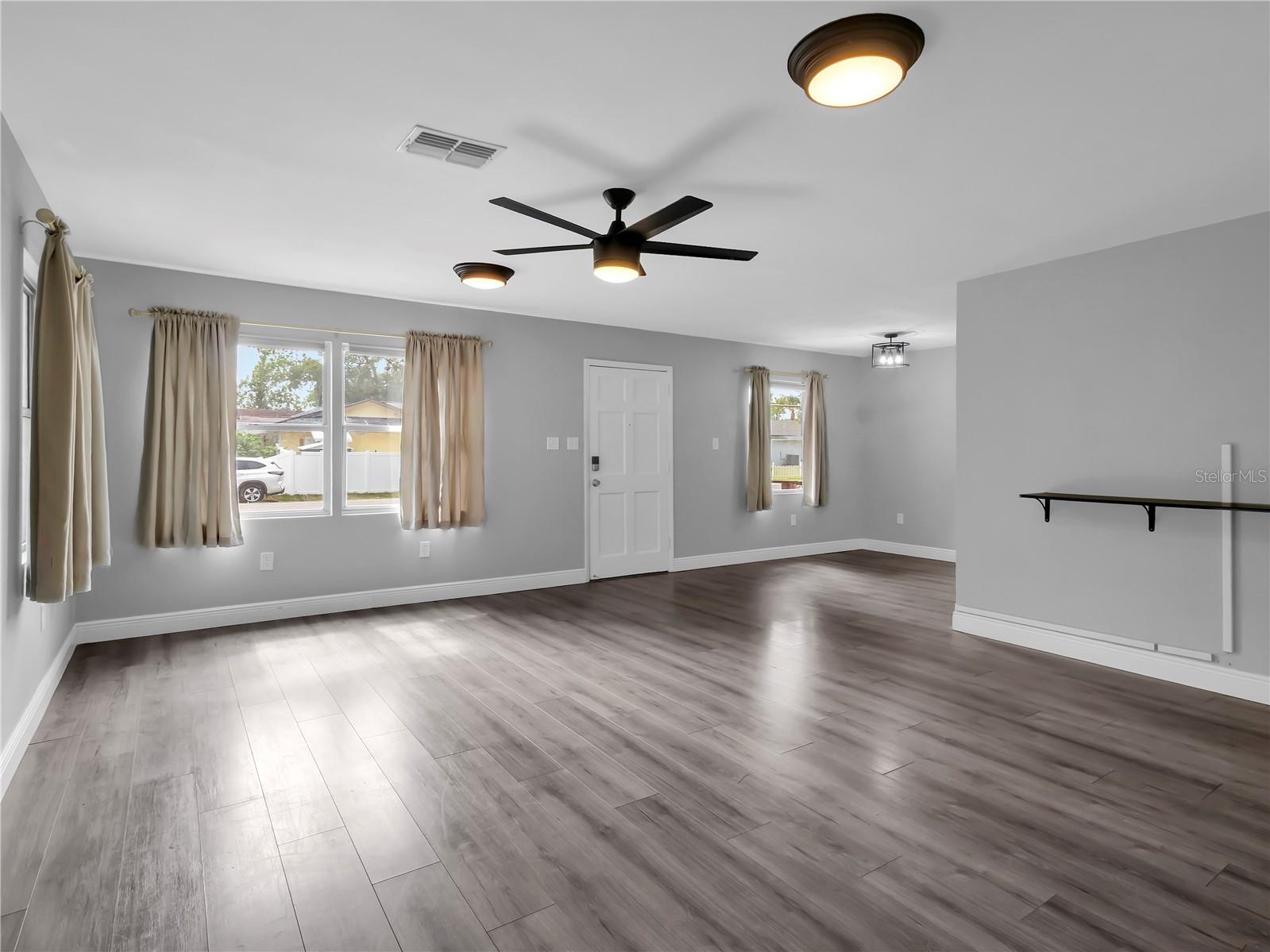 6201 Theresa, Tampa, FL 33615