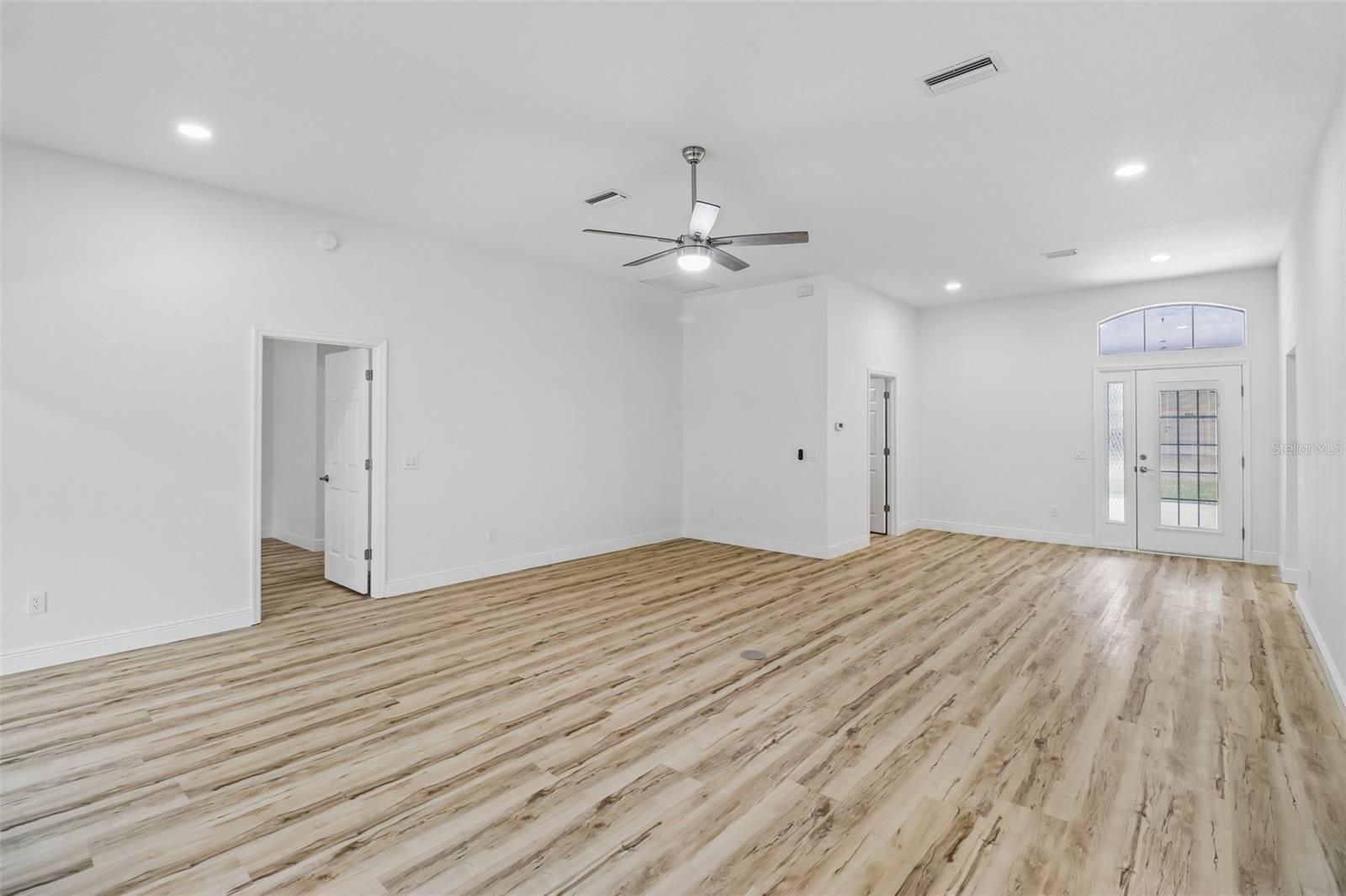 207 Desota, The Villages, FL 32159