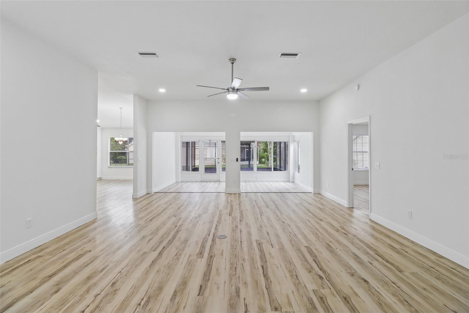 207 Desota, The Villages, FL 32159