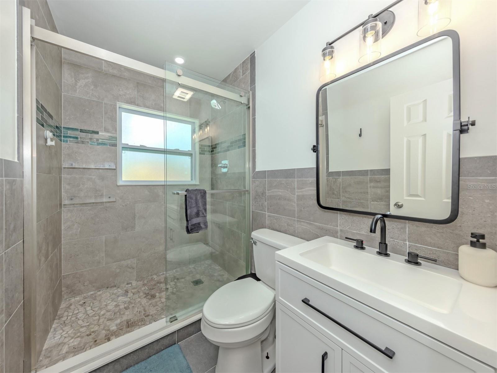 929 Cypress, Venice, FL 34285