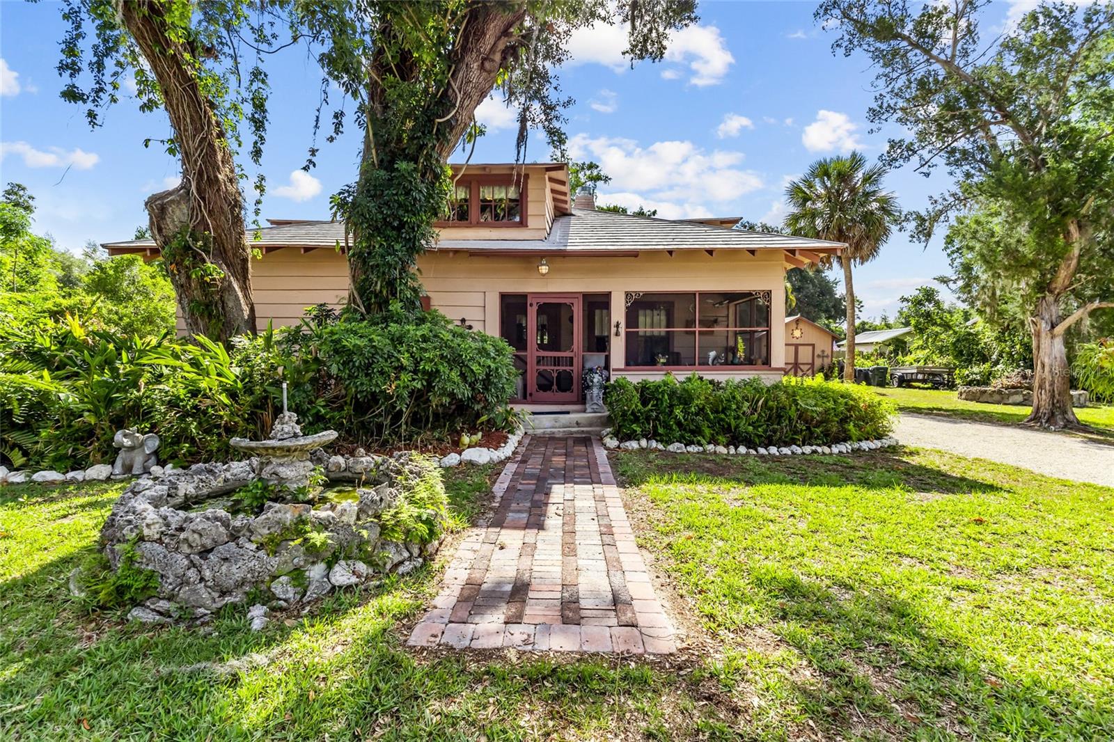 117 Tucker, Sarasota, FL 34232