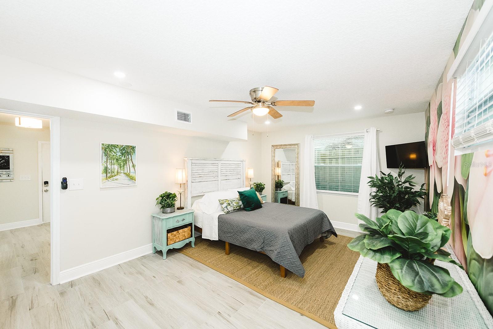 106 Bay, Treasure Island, FL 33706