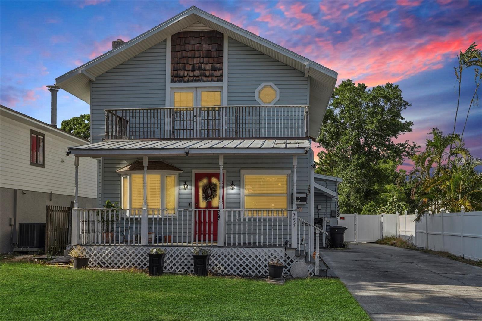 757 32nd, St Petersburg, FL 33704