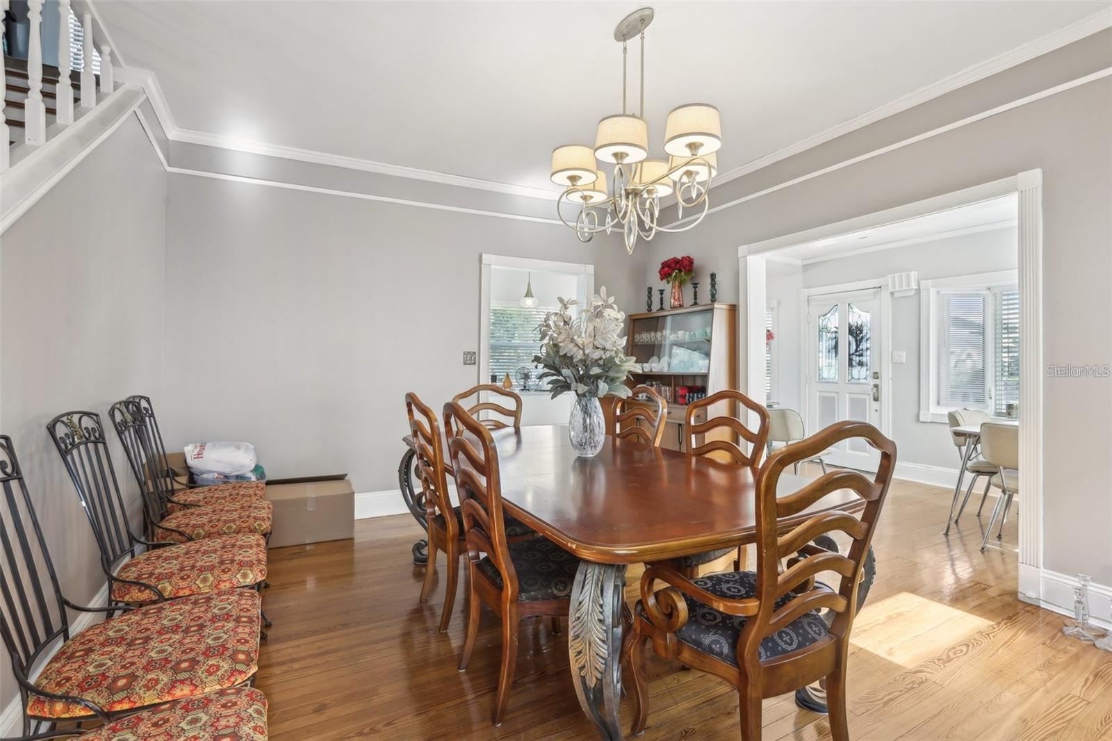 757 32nd, St Petersburg, FL 33704