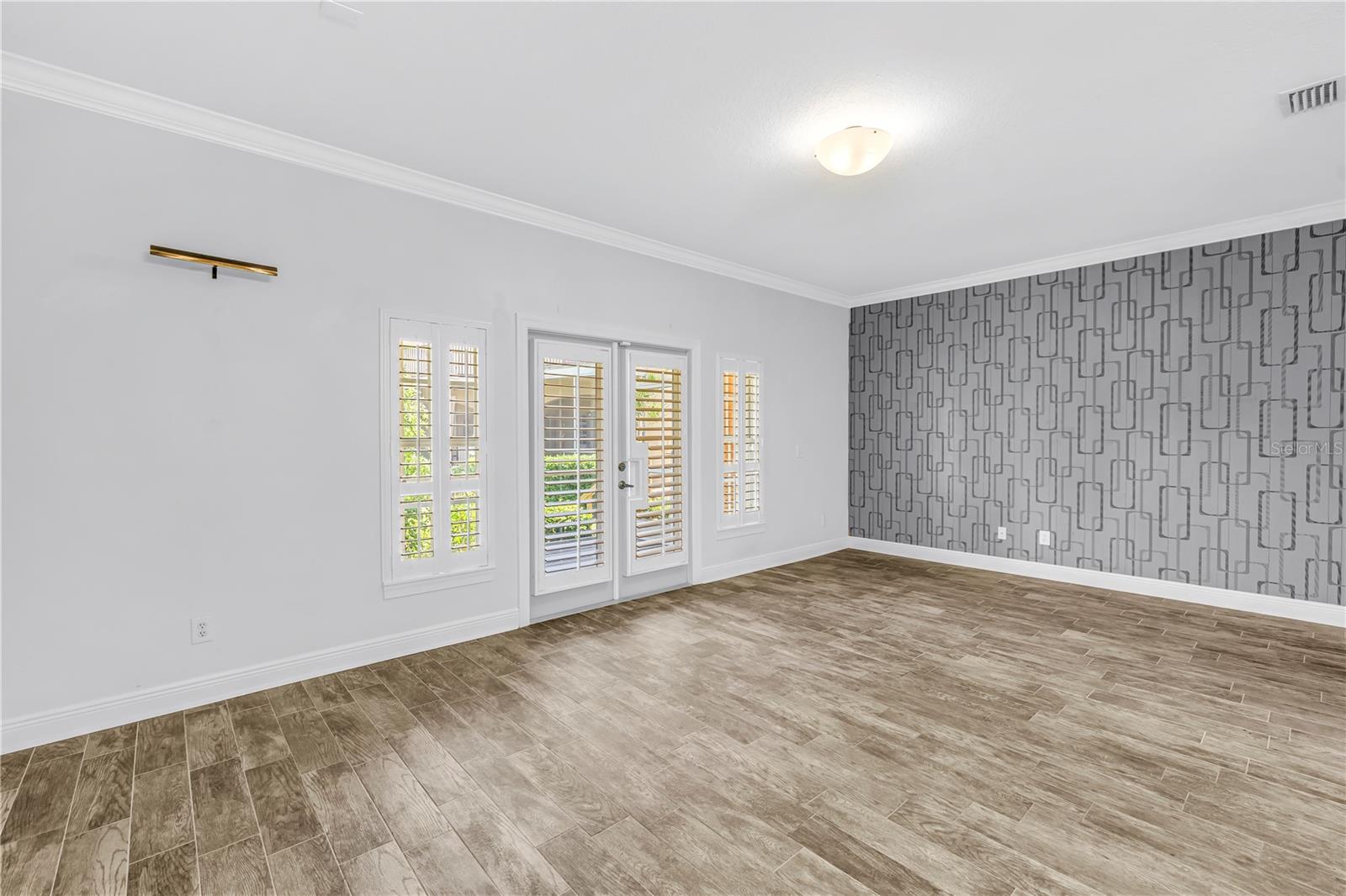 409 Barcelona, St Petersburg, FL 33716