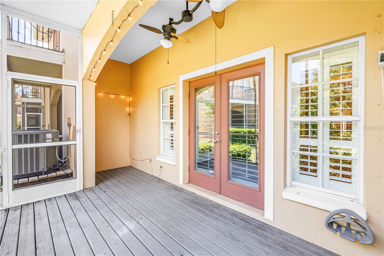 409 Barcelona, St Petersburg, FL 33716