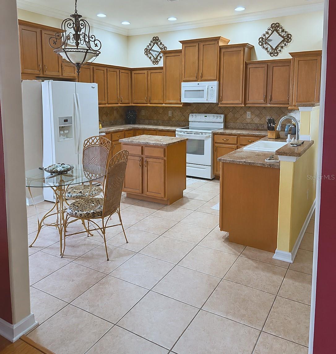 6402 Barcellona, Land O Lakes, FL 34637