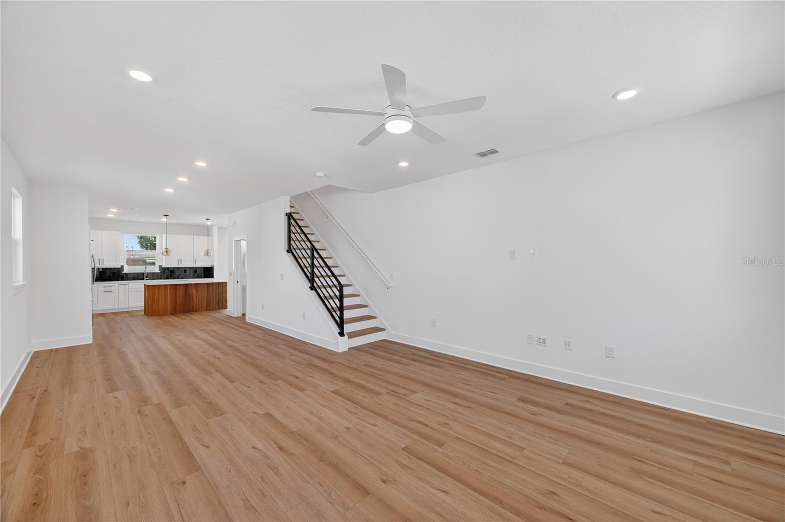 4181 56th, St Petersburg, FL 33714