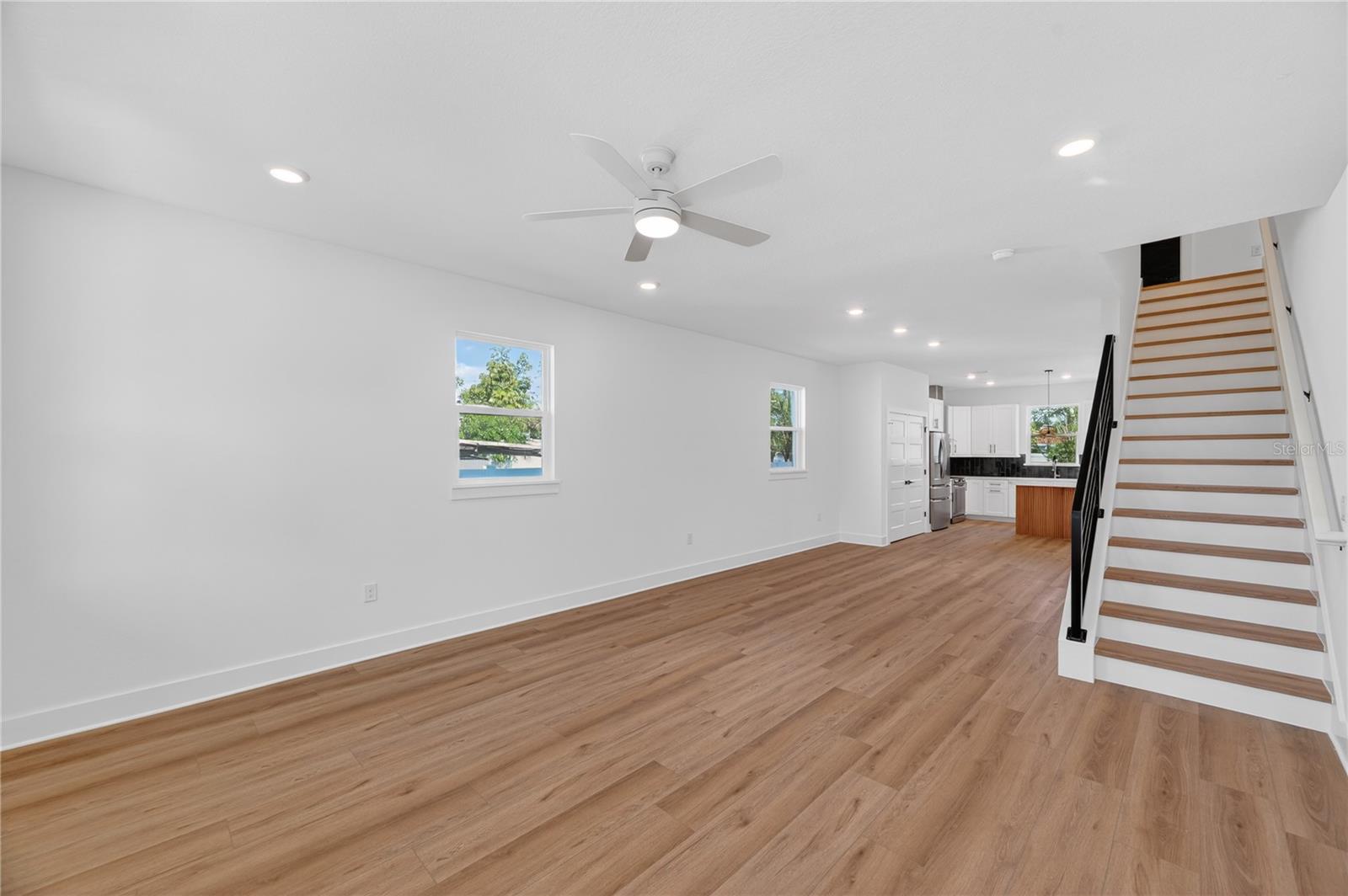 4181 56th, St Petersburg, FL 33714