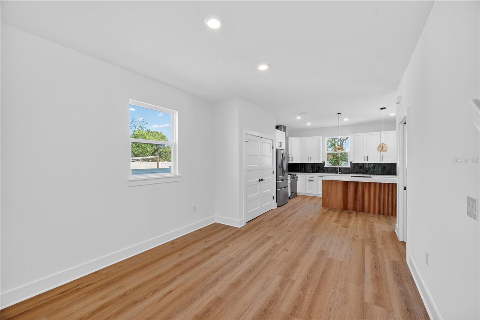 4181 56th, St Petersburg, FL 33714