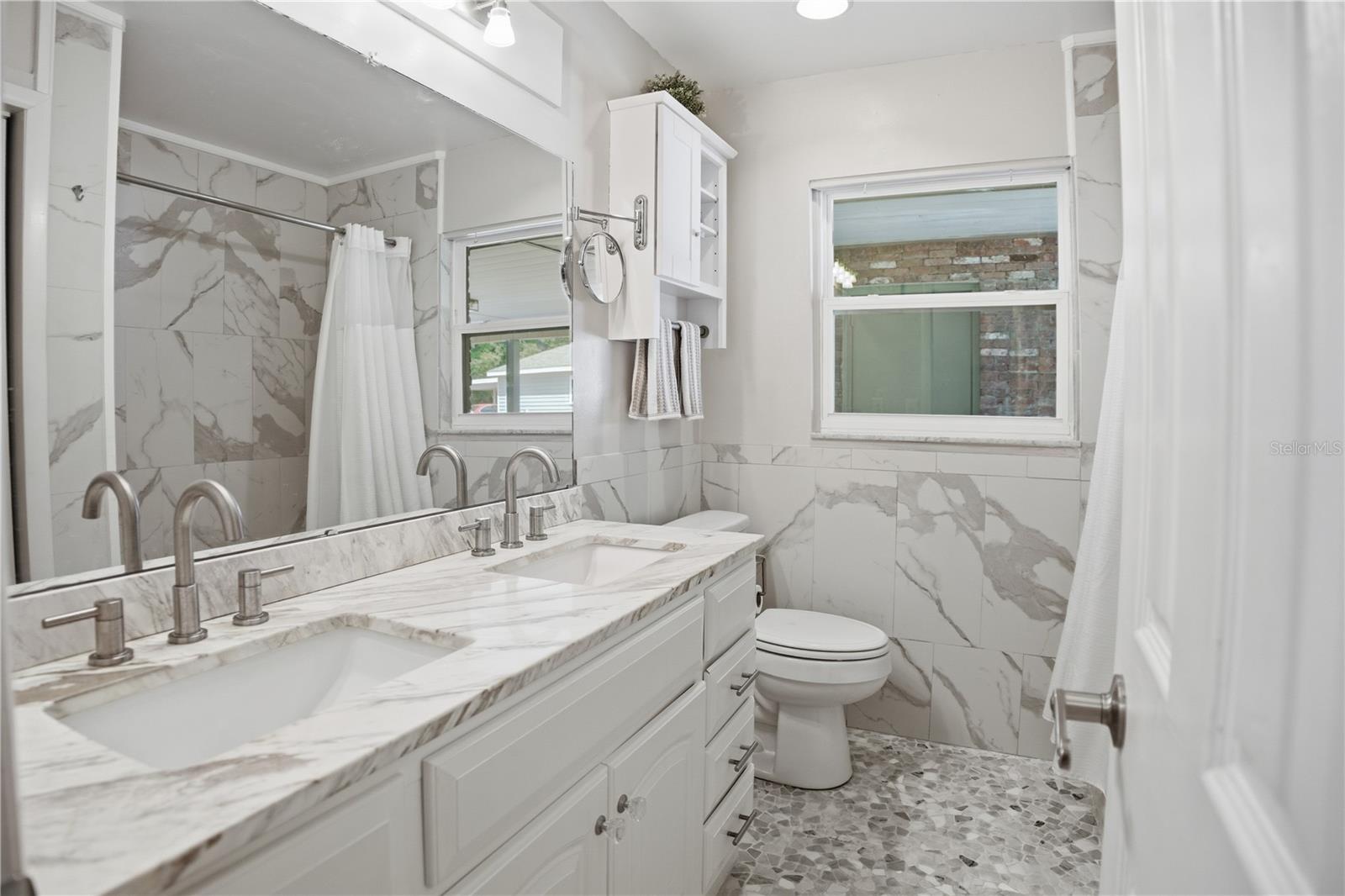 8 Silver, Ocala, FL 34472