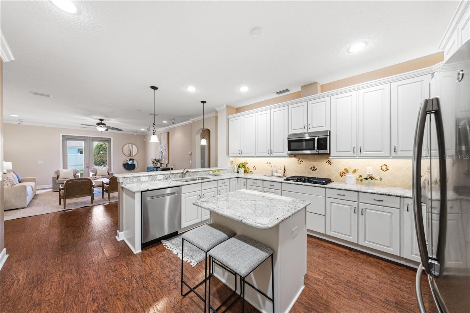 1713 Via Palermo, Plant City, FL 33566