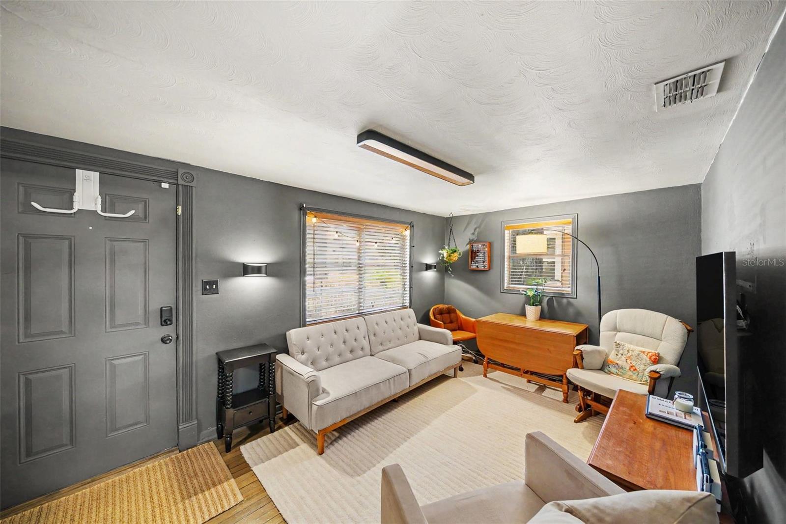 1016 Emma, Tampa, FL 33603