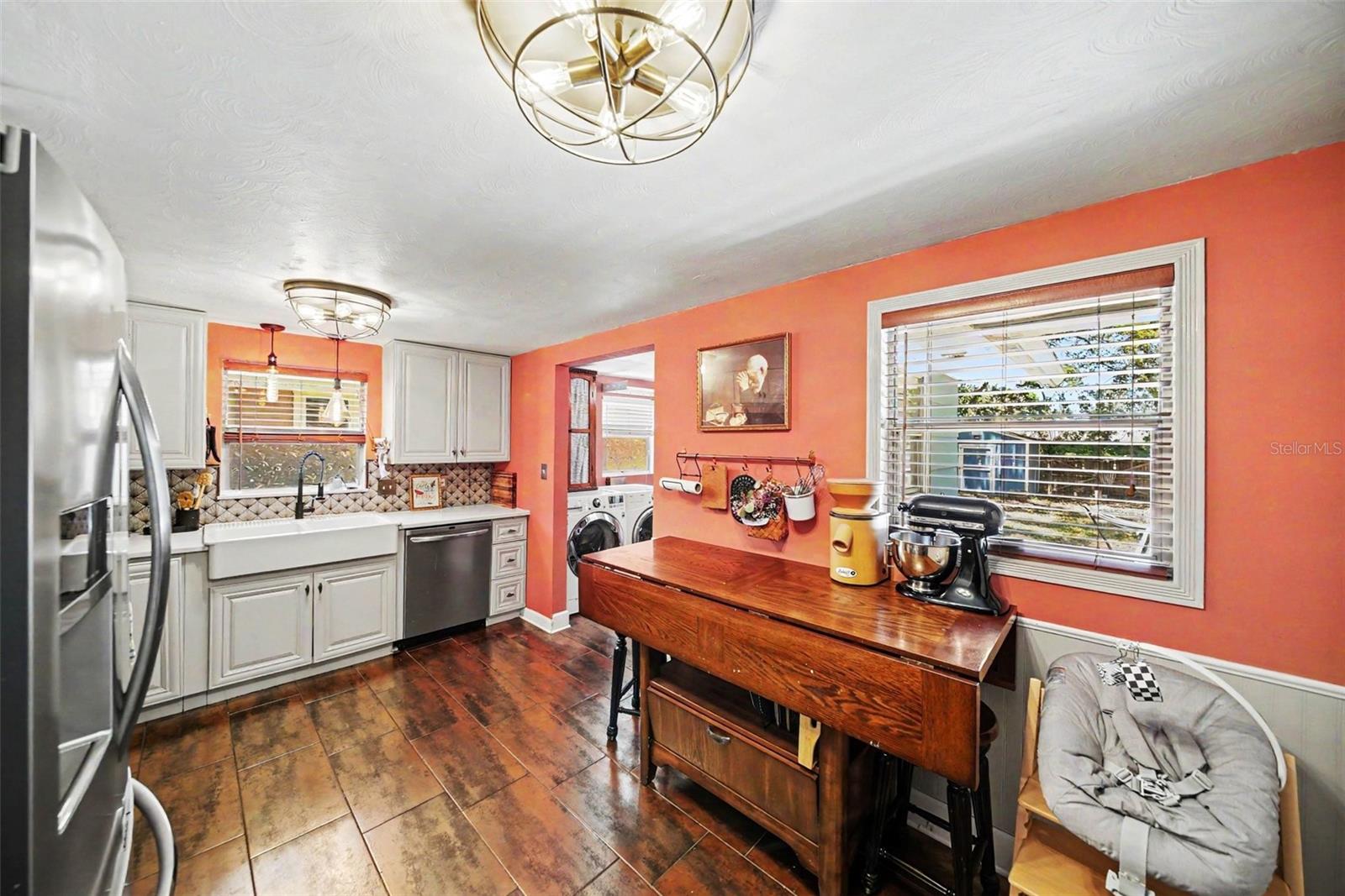 1016 Emma, Tampa, FL 33603