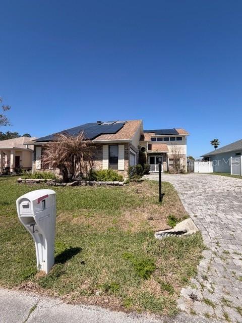 7 Clee Ct, Palm Coast, FL 32137