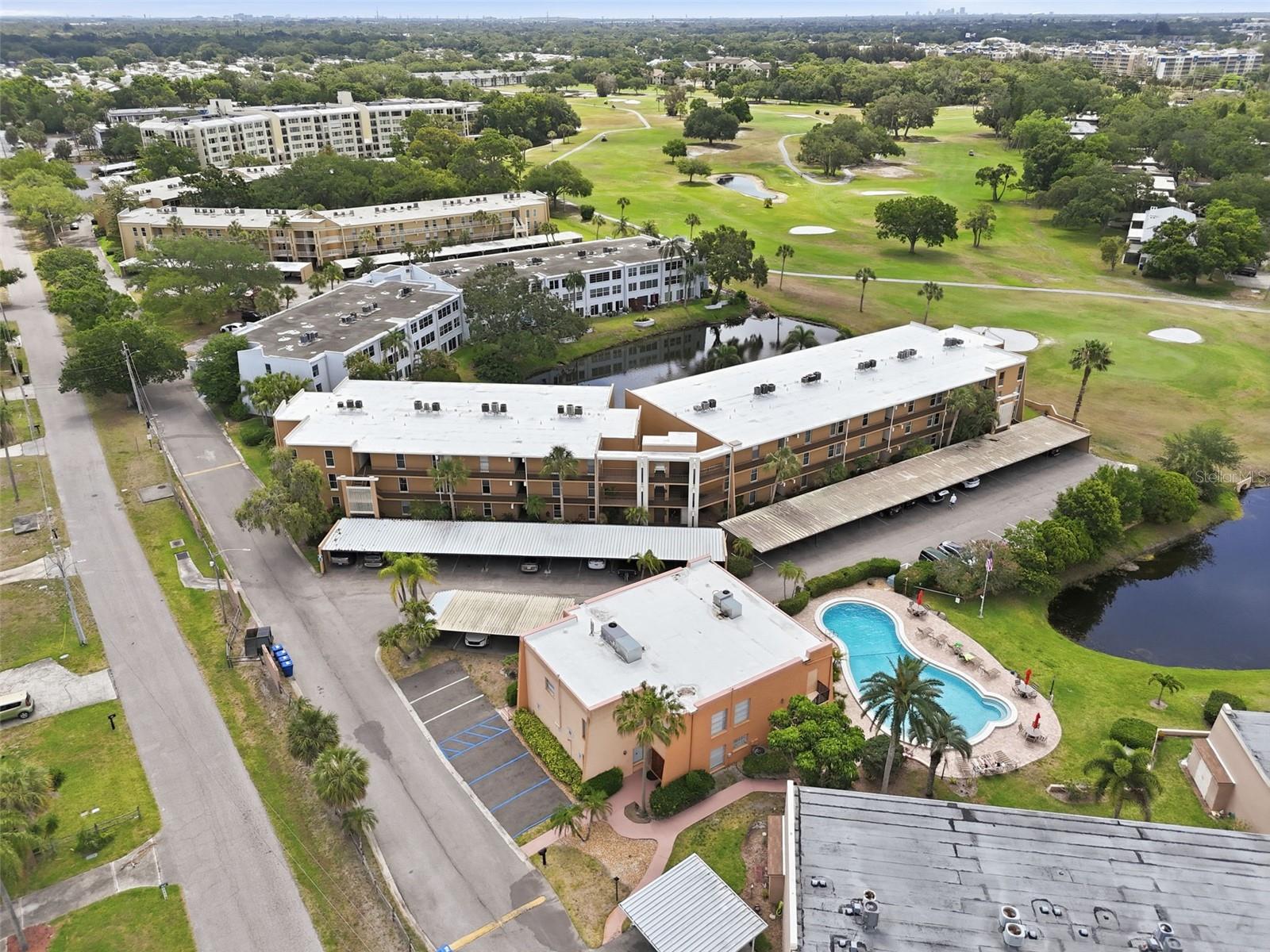225 Country Club Unit C332, Largo, FL 33771
