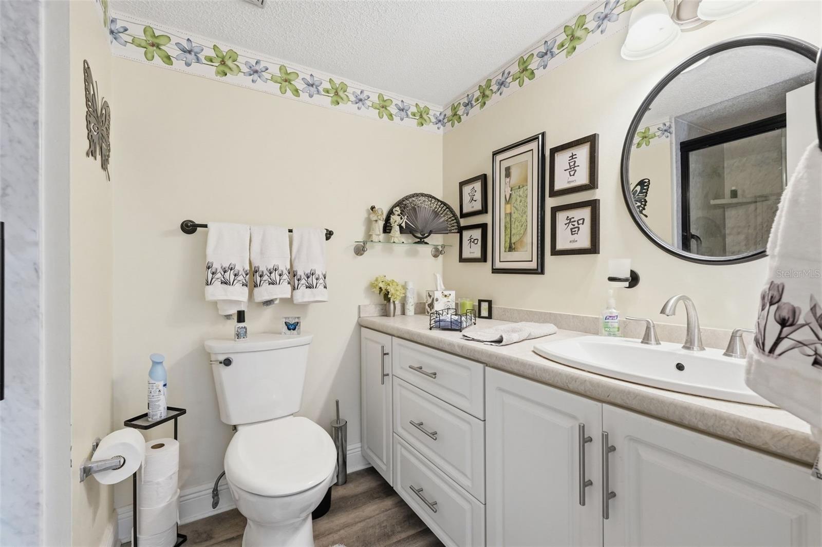225 Country Club Unit C332, Largo, FL 33771