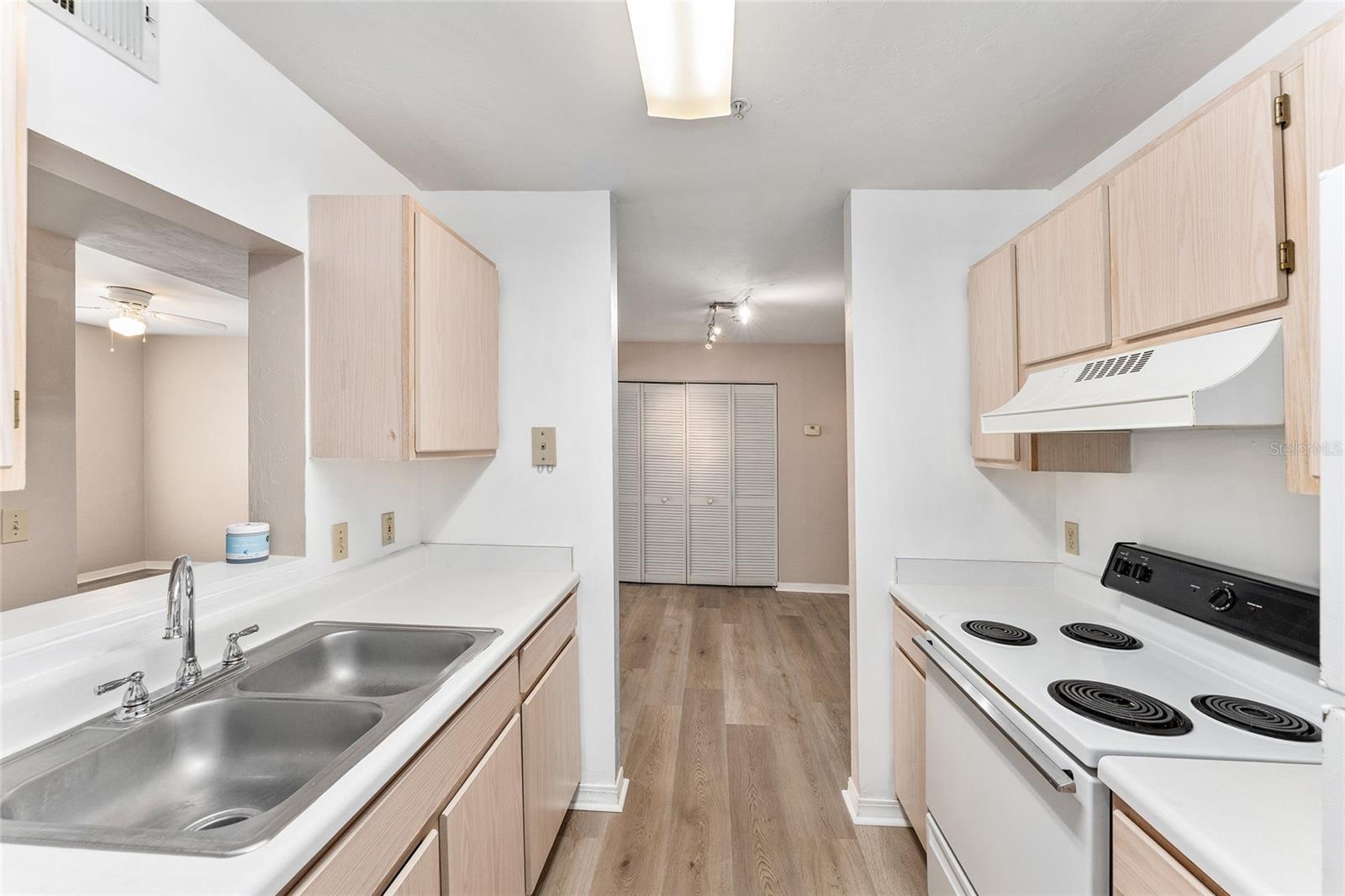 2360 Archer Unit 607, Gainesville, FL 32608