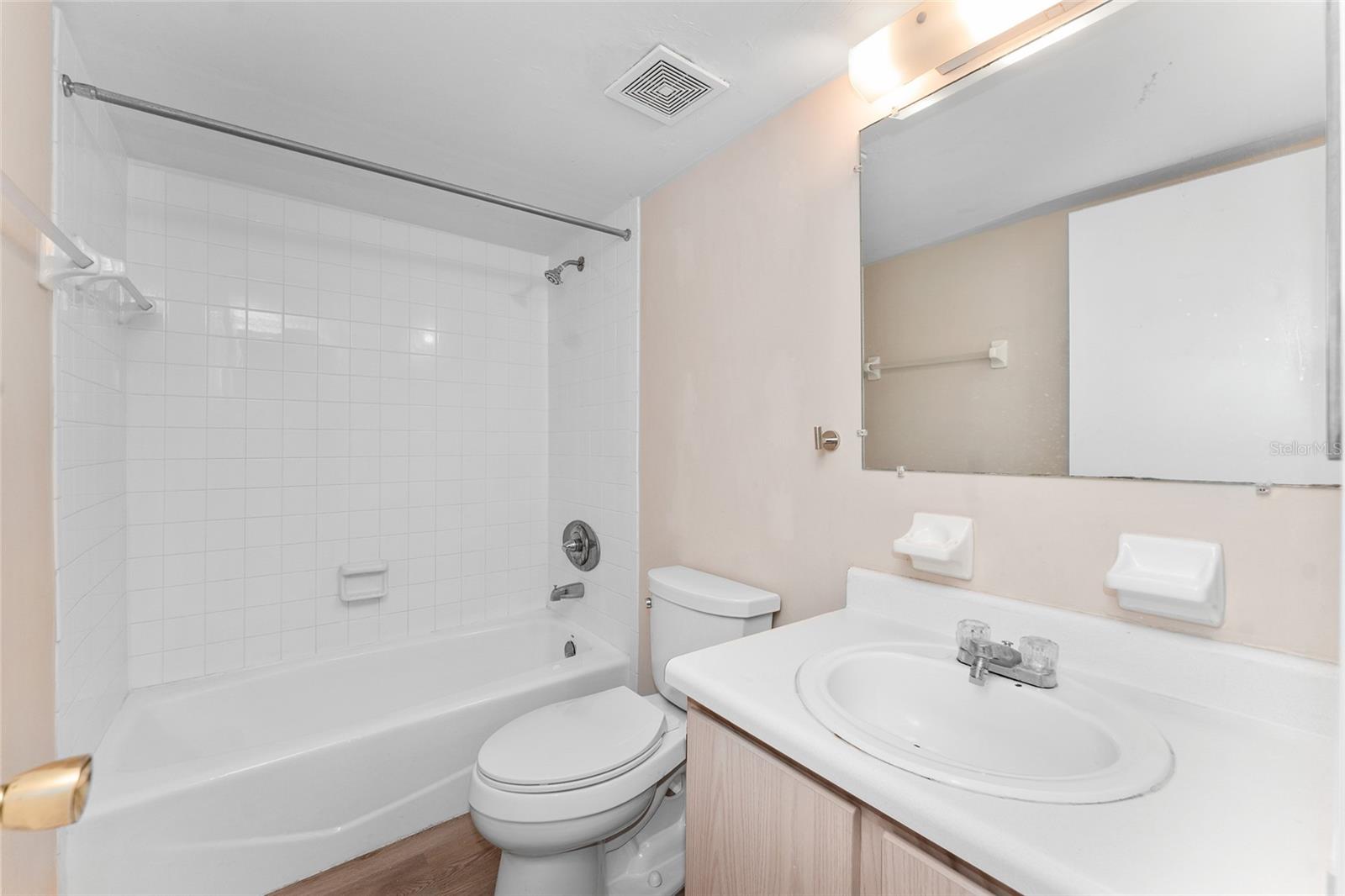 2360 Archer Unit 607, Gainesville, FL 32608