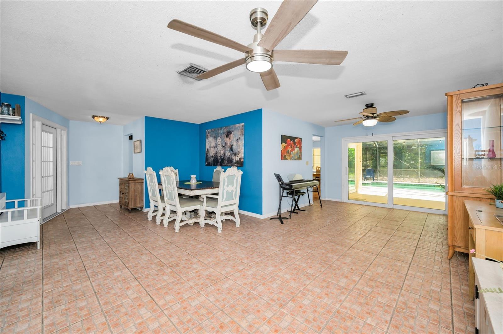 520 Sandy Hook, Palm Harbor, FL 34683