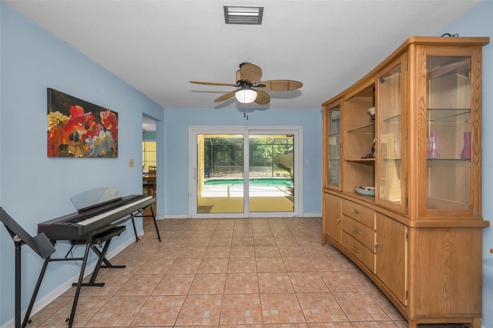 520 Sandy Hook, Palm Harbor, FL 34683