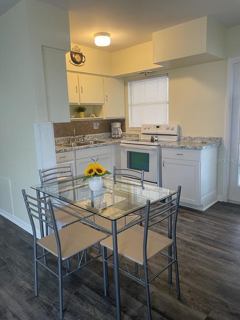 25 6th, Largo, FL 33771