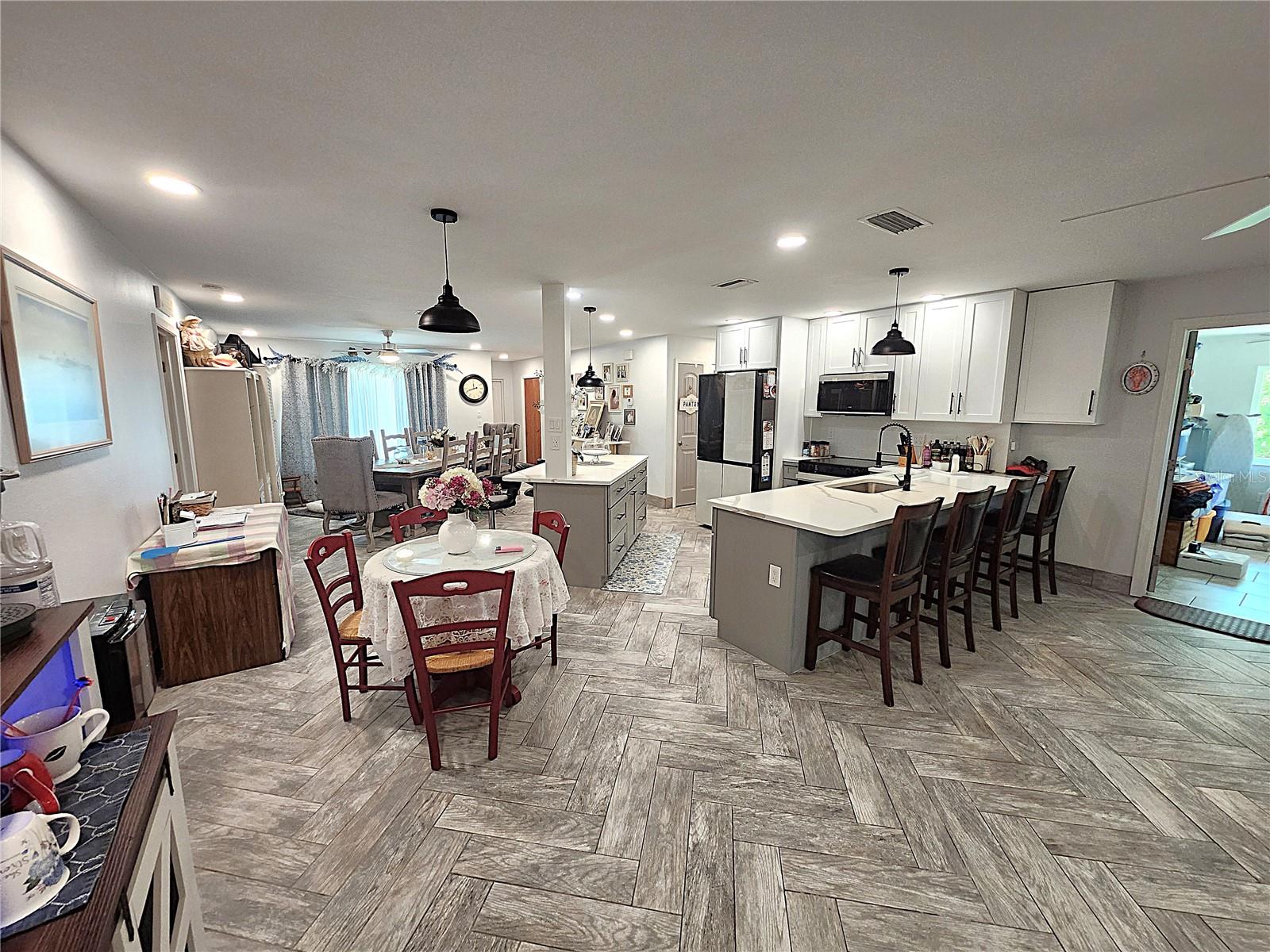 112 Antilla, North Port, FL 34287