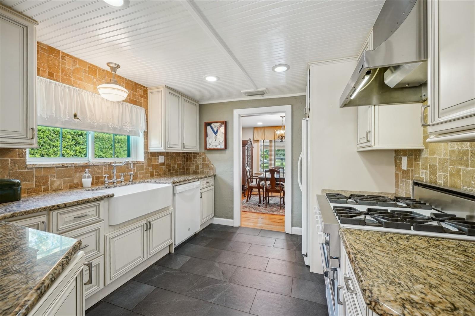 1020 Venetian, Orlando, FL 32804
