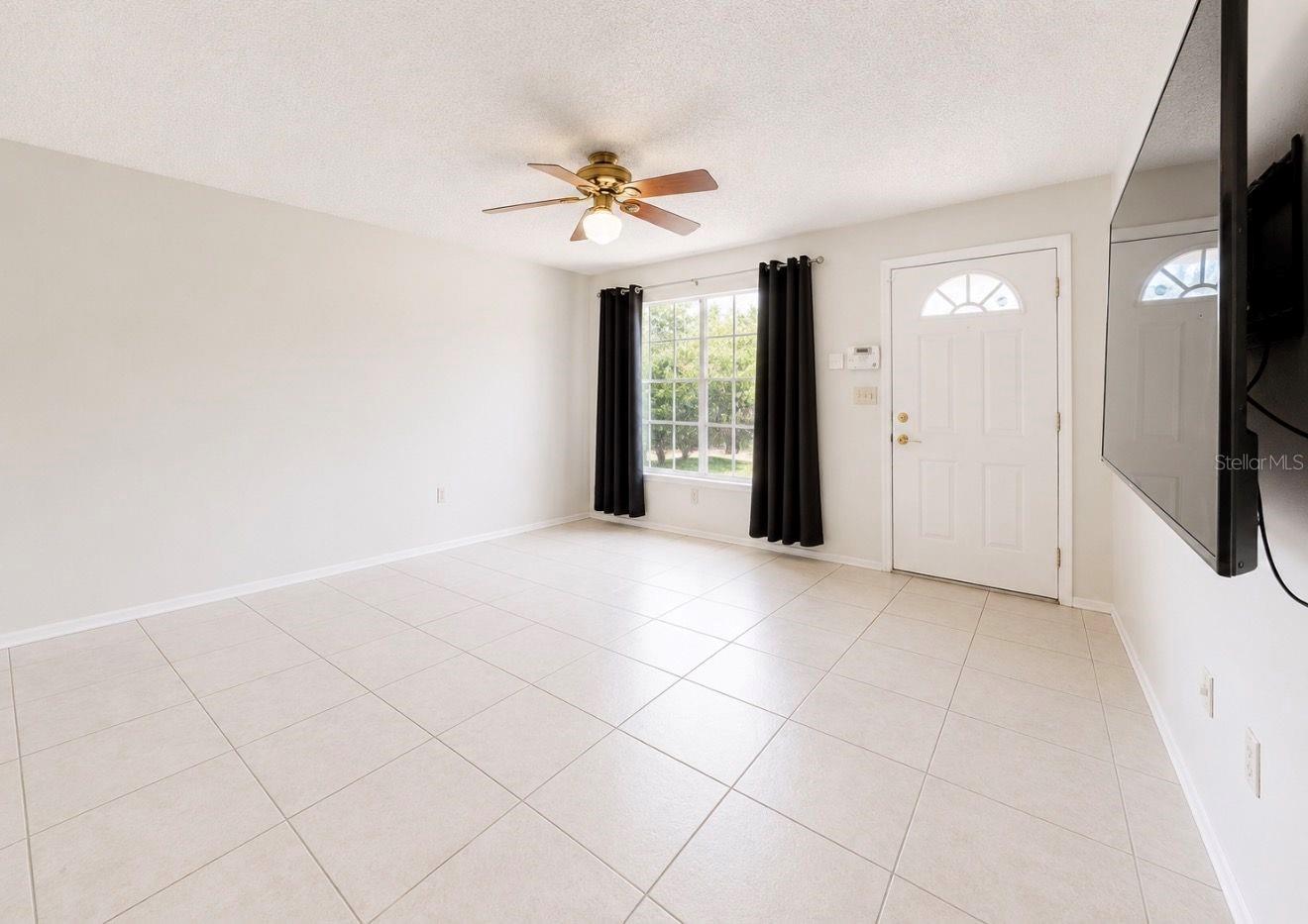 2316 Fletchers Point, Tampa, FL 33613