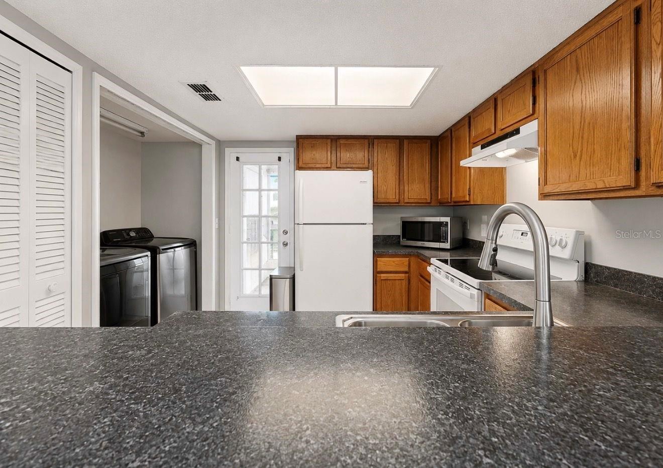2316 Fletchers Point, Tampa, FL 33613