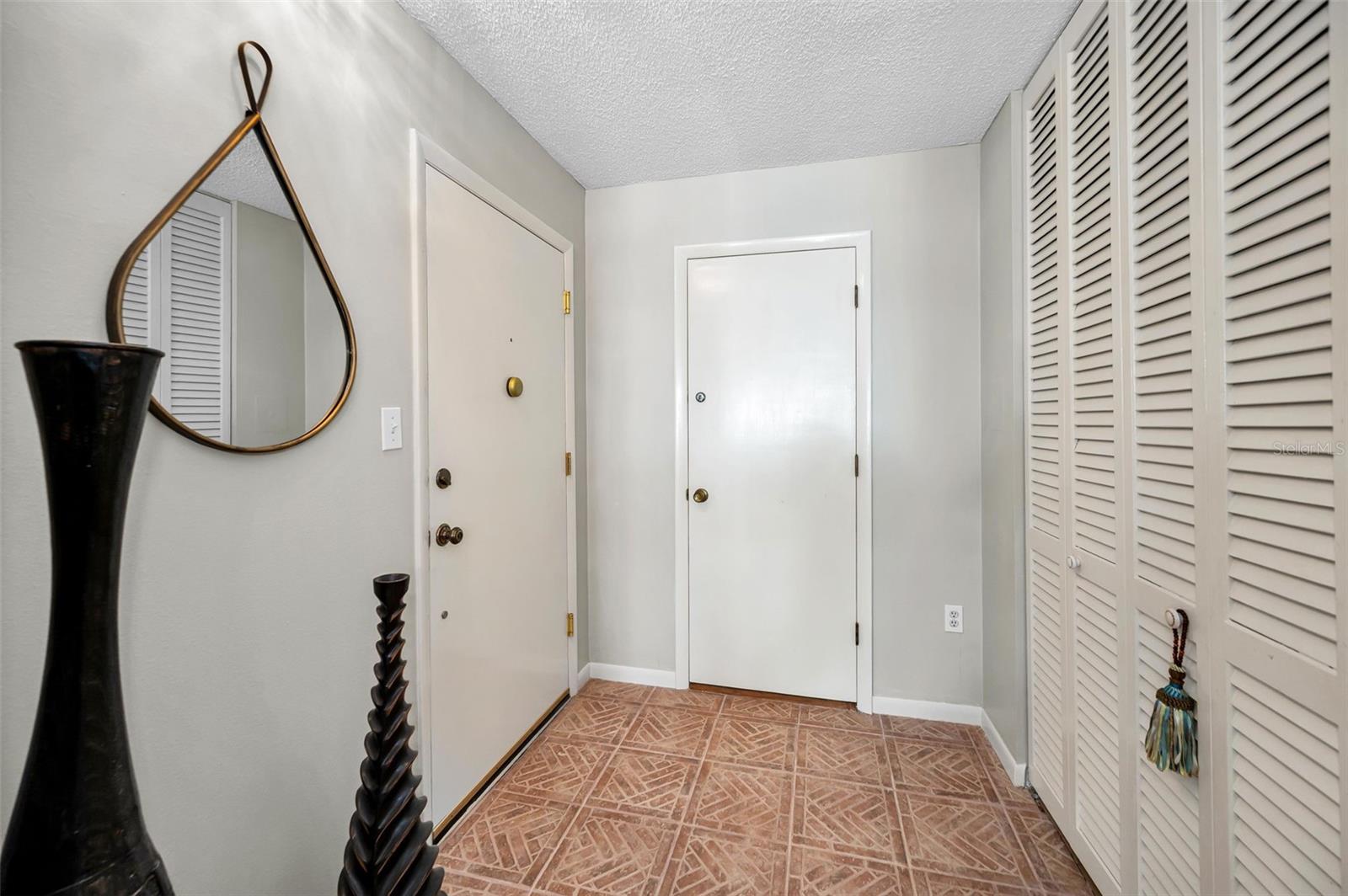 100 Bluff View Unit 514c, Belleair Bluffs, FL 33770