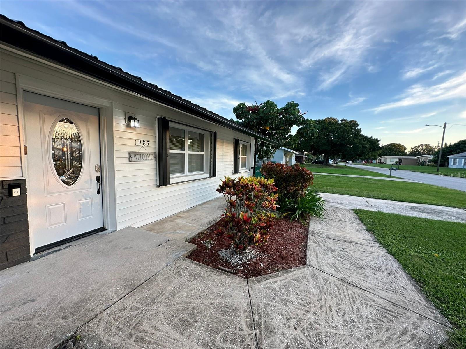 1987 Mosswood, Melbourne, FL 32935